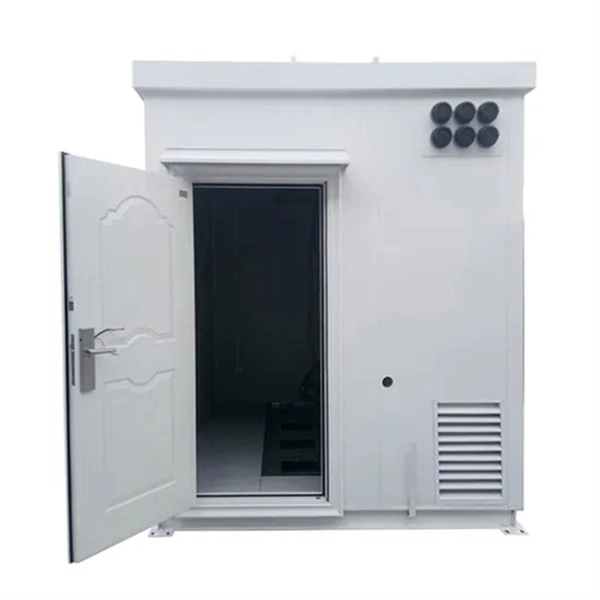 Relay protection tester measures current